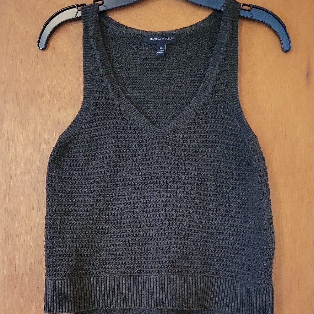 Banana Republic Olive Green Knit Cropped Tank Top